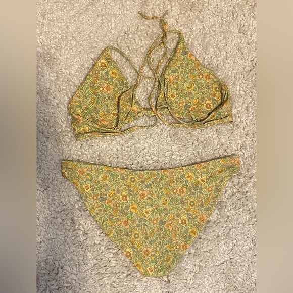 Skatie set - Sarah top L, Cheryl bottom L - Picture 2 of 6